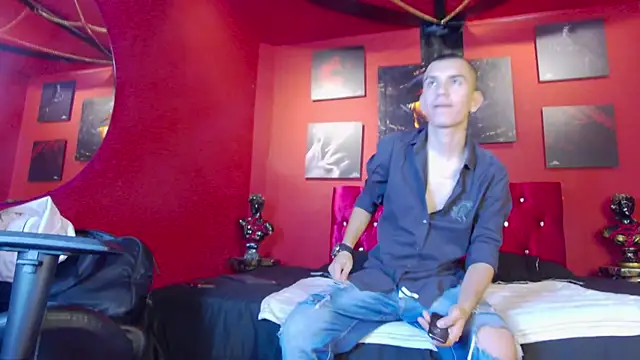 RowanCley online show from 29, 9, 2025