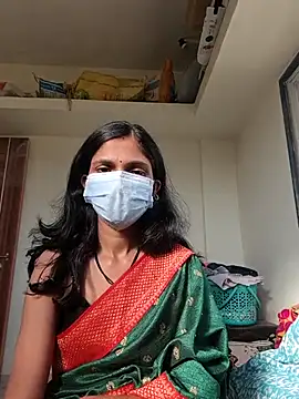 Shivani2002 online show from 14, 12, 2025