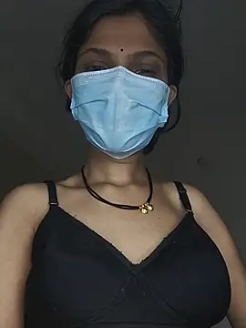 Snapshot of Shivani2002 chatting on 5, 7, 2026 Shivani2002 online show from 5, 7, 2026