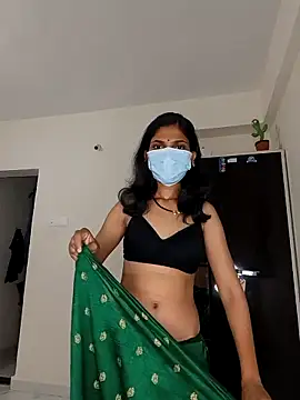 Snapshot of Shivani2002 chatting on 20, 5, 2026 Shivani2002 online show from 20, 5, 2026