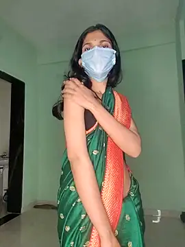 Shivani2002 online show from 17, 2, 2026