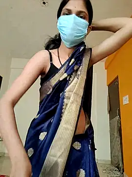 Shivani2002 online show from 5, 2, 2026