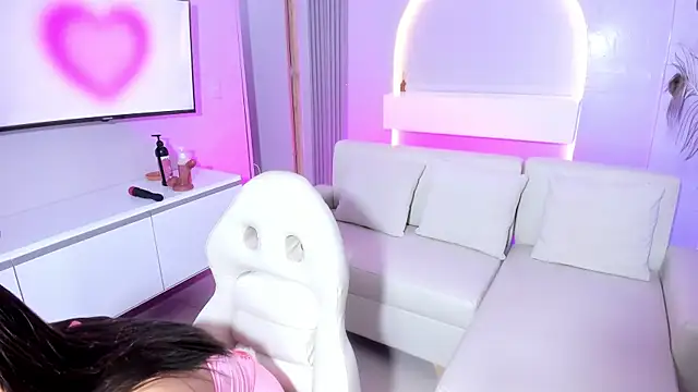 Ailee naughty online show from 16, 12, 2025