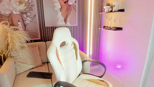 Ailee naughty online show from 28, 10, 2025