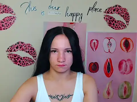 Snapshot of Em7MaA chatting on 9, 9, 2025 Em7MaA online show from 9, 9, 2025