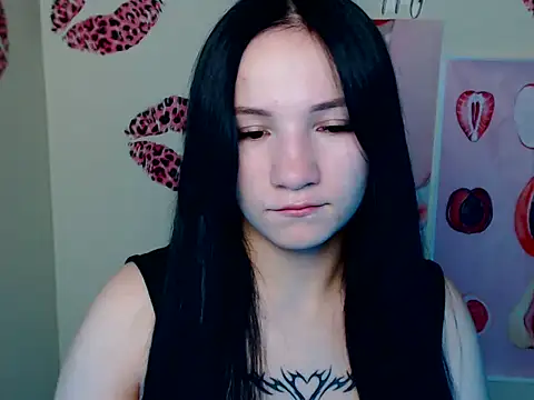 Snapshot of Em7MaA chatting on 17, 10, 2025 Em7MaA online show from 17, 10, 2025