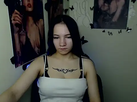 Em7MaA online show from 4, 12, 2025