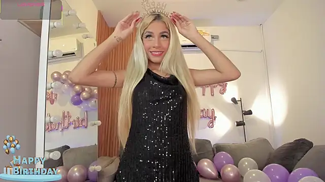 Snapshot of cinnia_ chatting on 21, 2, 2026 cinnia online show from 21, 2, 2026