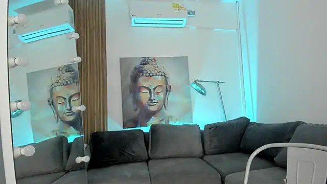 Snapshot of cinnia_ chatting on 15, 1, 2026 cinnia online show from 15, 1, 2026