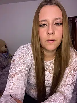 Cutie blondie online show from 15, 11, 2025