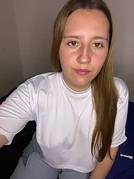 Cutie blondie online show from 17, 9, 2025