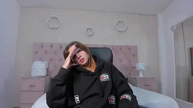 MadisonSky  online show from 23, 11, 2025