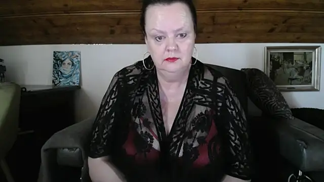 Snapshot of TiffanyMature chatting on 18, 6, 2026 TiffanyMature online show from 18, 6, 2026