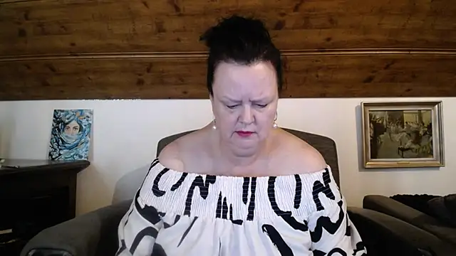 Snapshot of TiffanyMature chatting on 12, 6, 2026 TiffanyMature online show from 12, 6, 2026