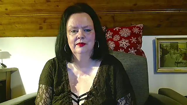 TiffanyMature online show from 6, 1, 2026