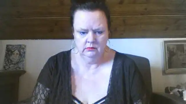 TiffanyMature online show from 12, 4, 2026