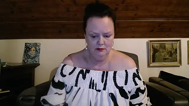 Snapshot of TiffanyMature chatting on 12, 6, 2026 TiffanyMature online show from 12, 6, 2026