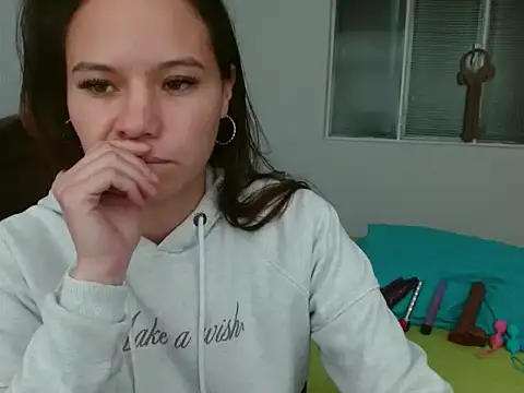 yarafuckass online show from 20, 4, 2026