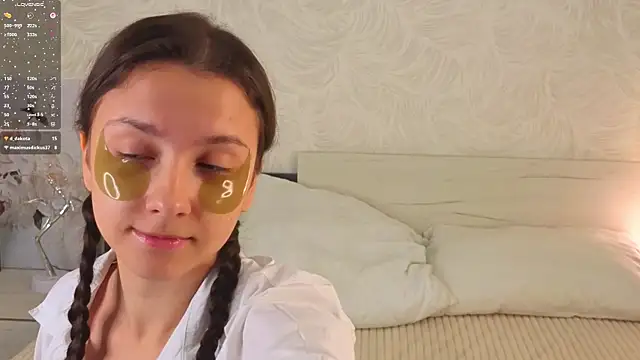 GiseleLamos online show from 23, 9, 2025