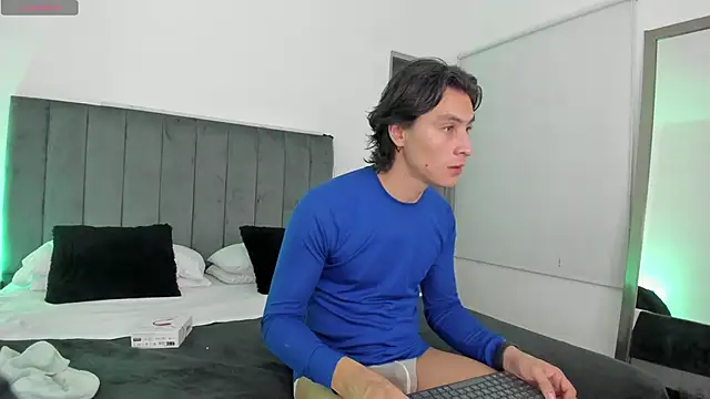 AlexanderHall online show from 21, 9, 2025