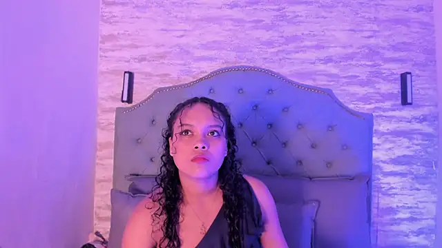 ValeriaJulio  online show from 23, 9, 2025