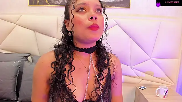 ValeriaJulio  online show from 12, 2, 2026