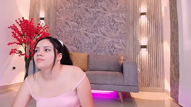 karlie small online show from 11, 9, 2025