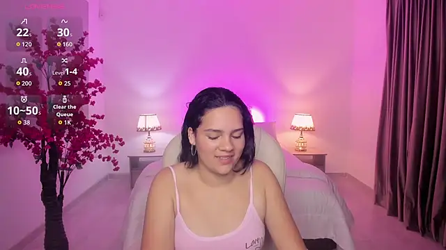 karlie small online show from 21, 12, 2025