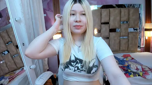 Melody Lolii online show from 22, 12, 2025