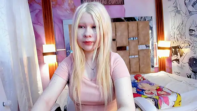 Melody Lolii online show from 16, 10, 2025