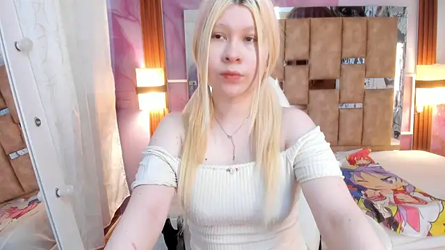 Melody Lolii online show from 12, 11, 2025