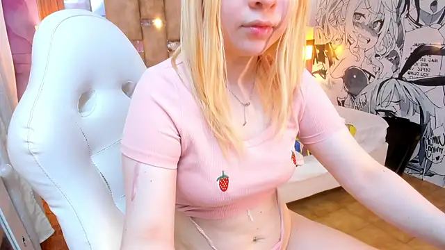 Snapshot of Melody_Lolii chatting on 16, 7, 2026 Melody Lolii online show from 16, 7, 2026