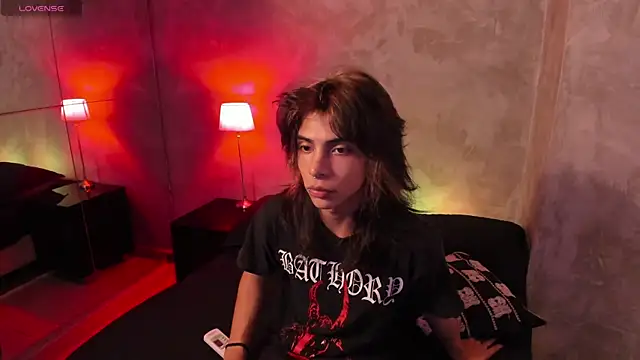 Dereck Manson online show from 15, 11, 2025