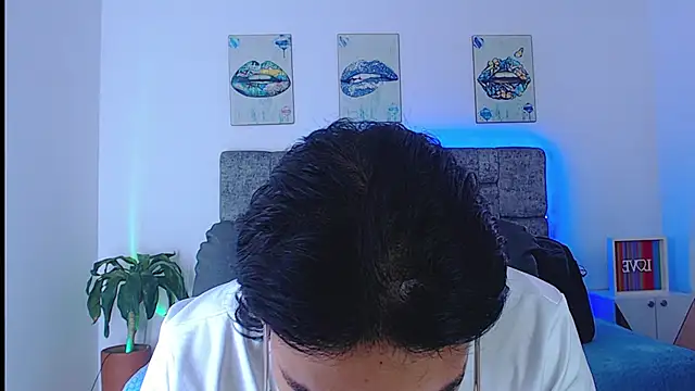 dirty model online show from 15, 9, 2025