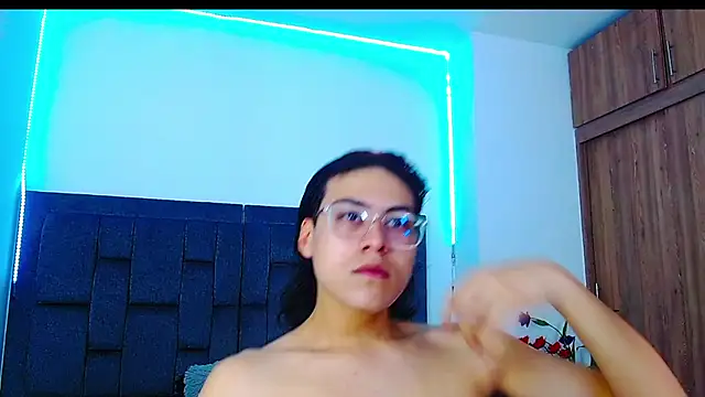 dirty model online show from 26, 9, 2025