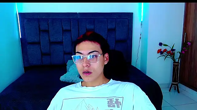 dirty model online show from 27, 9, 2025