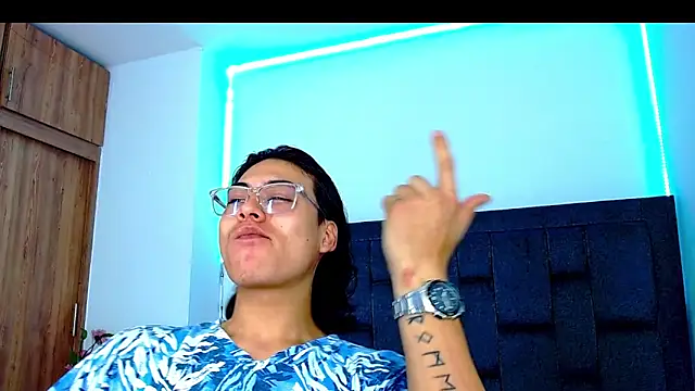 dirty model online show from 1, 10, 2025