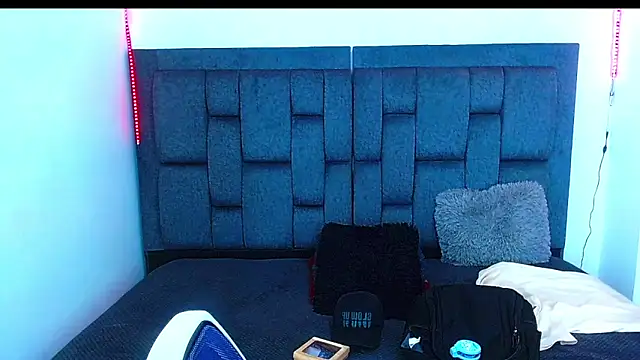 dirty model online show from 26, 9, 2025