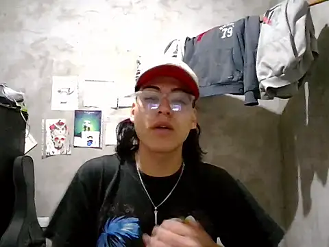 dirty model online show from 22, 4, 2026