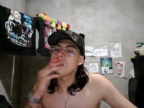 dirty model online show from 25, 5, 2026
