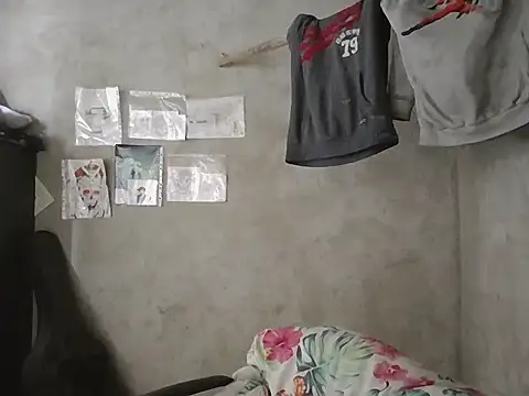 dirty model online show from 14, 4, 2026