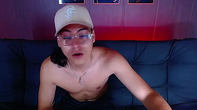 dirty model online show from 17, 2, 2026