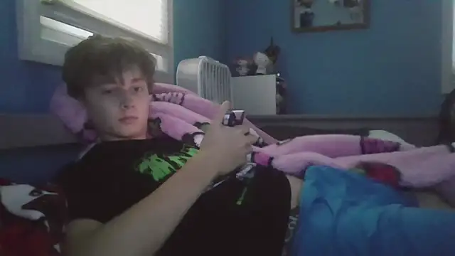 Liam axel35 online show from 26, 9, 2025