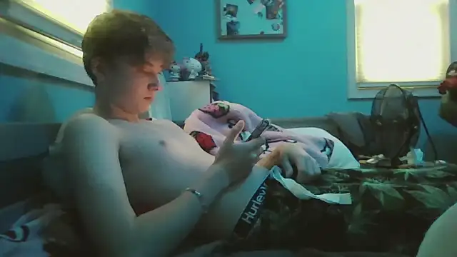 Liam axel35 online show from 8, 11, 2025