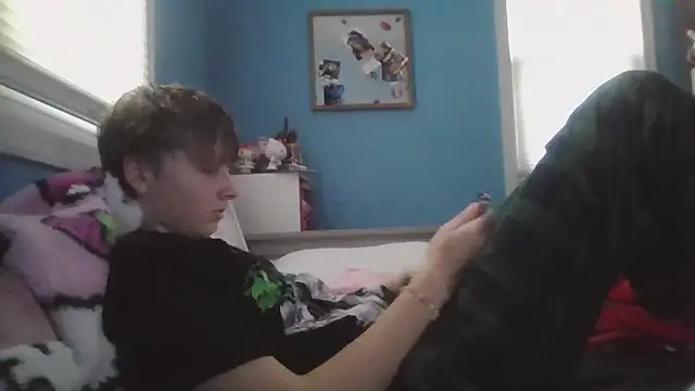 Liam axel35 online show from 4, 11, 2025