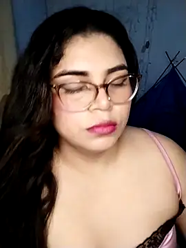 Snapshot of Diamily chatting on 5, 5, 2026 Diamily online show from 5, 5, 2026