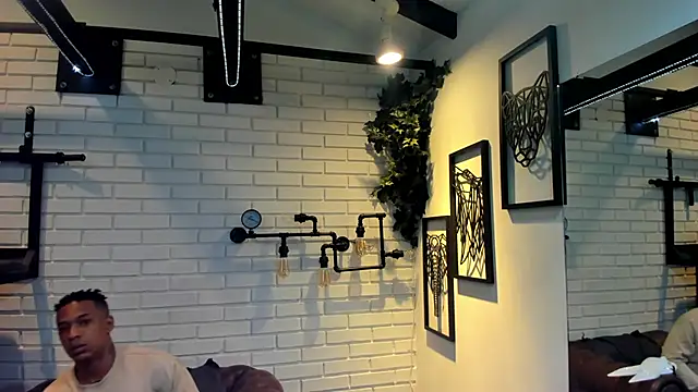 ItaloMoore online show from 28, 9, 2025