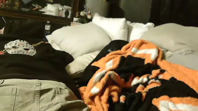 N3V3RPANICxh online show from 13, 4, 2026