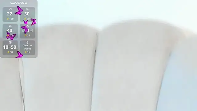 VioletHilton online show from 10, 9, 2025