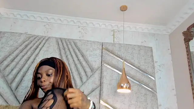 OliviaGarciaa online show from 3, 10, 2025